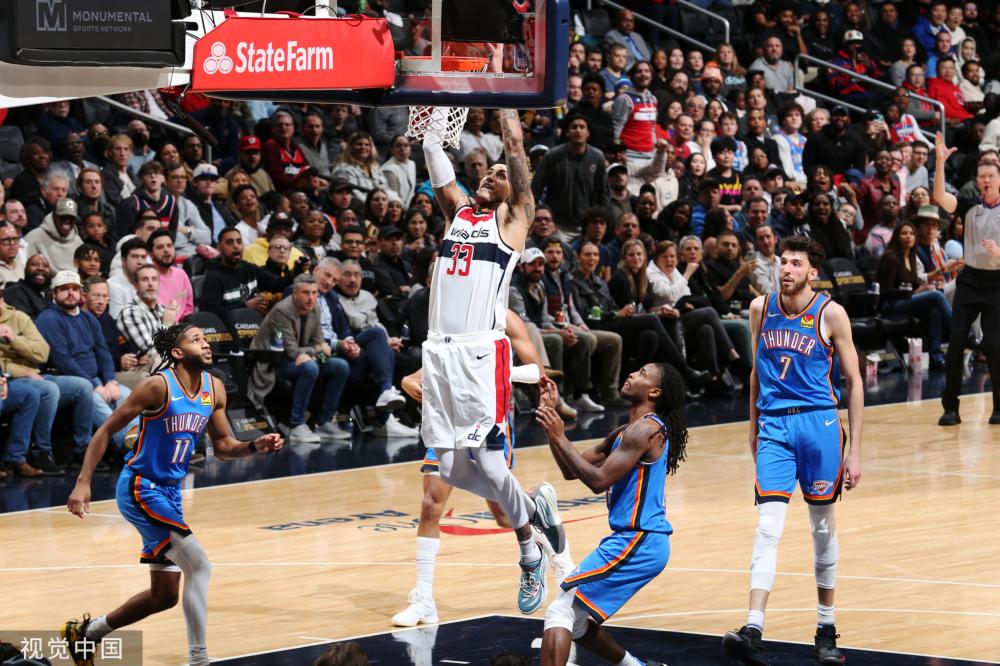 并突出重围 并突出重围